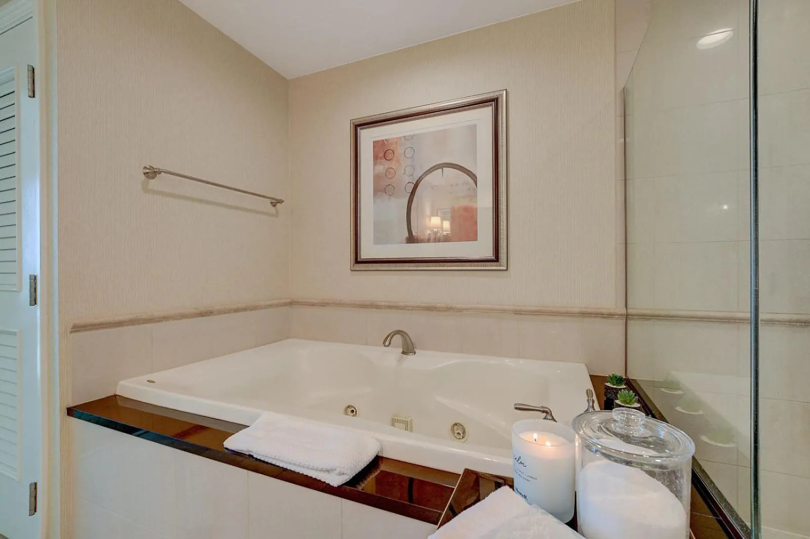 The Signature Escape At Mgm Signature Tower 2 Las Vegas